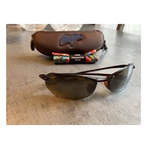 Maui Jim Makaha tortoise polarized sunglasses. Brand new! Case included.